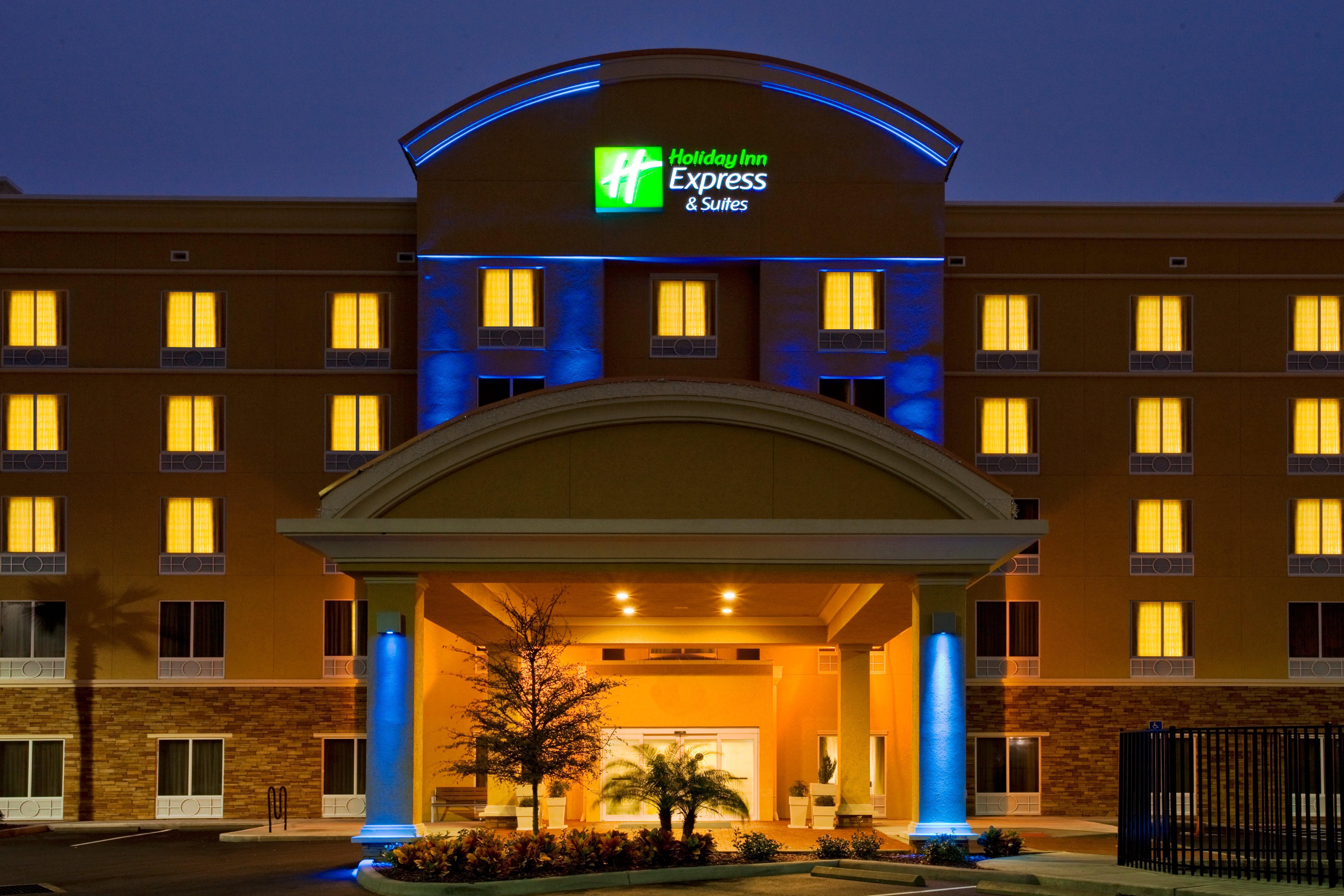 Holiday Inn Express Hotel & Suites Largo-Clearwater, An Ihg Hotel Exterior foto